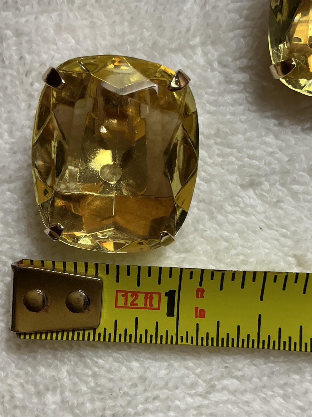 Vintage Yellow Cushion-Cut Glass Clip-on Earrings - Picture 6 of 6